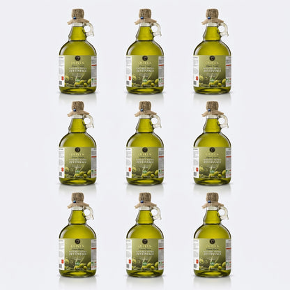 Tirilye Olgun Hasat Zeytinyağı 9 × 1 L Kulplu Cam Galon — Olives Premium (stüdyo)